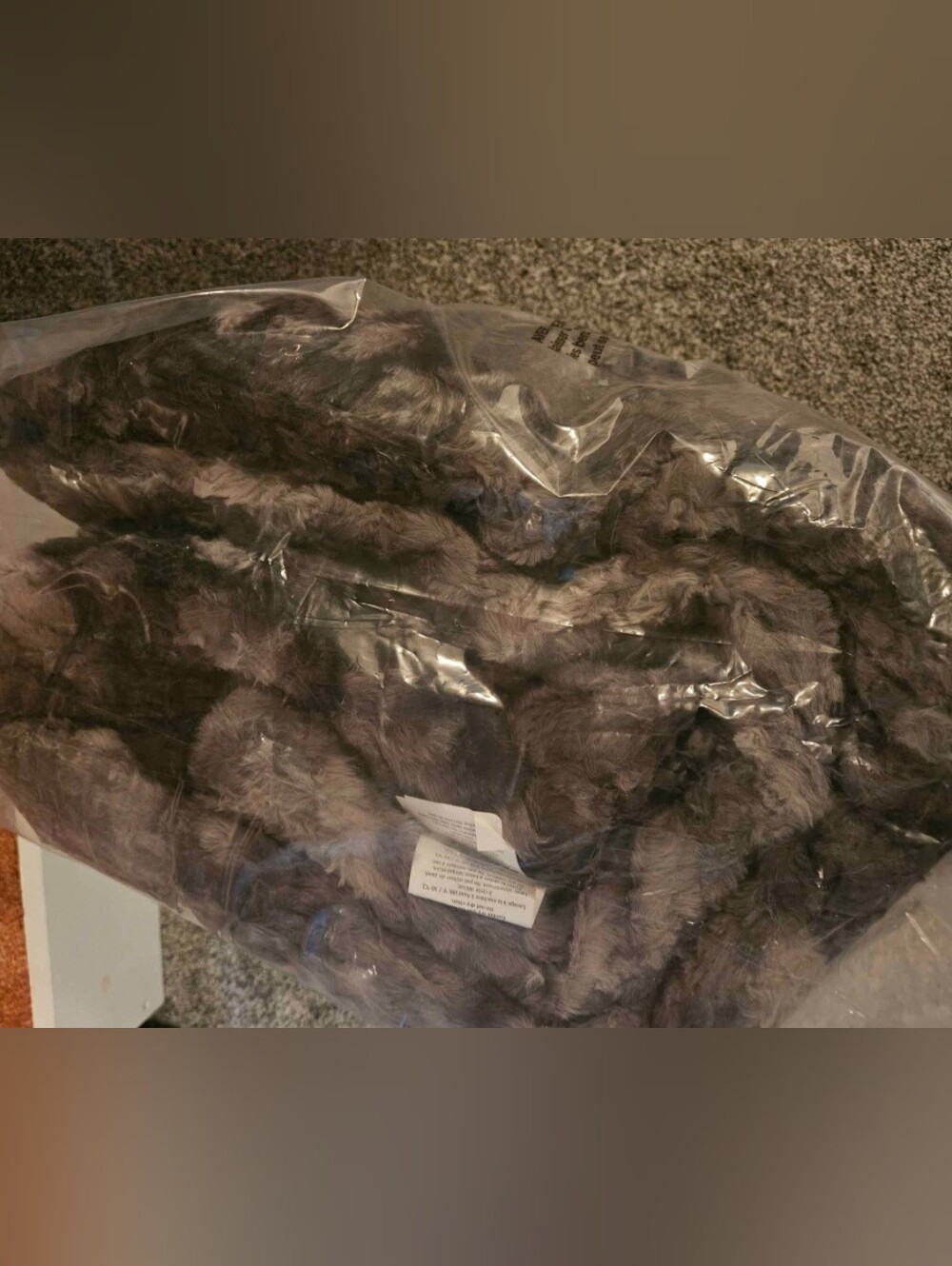 ***Sold***Plush Faux Fur Comforter - Gray Plush Queen Size Brand New - Picture 2 of 3